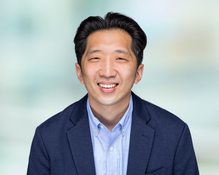 Photo of Yuri Kim