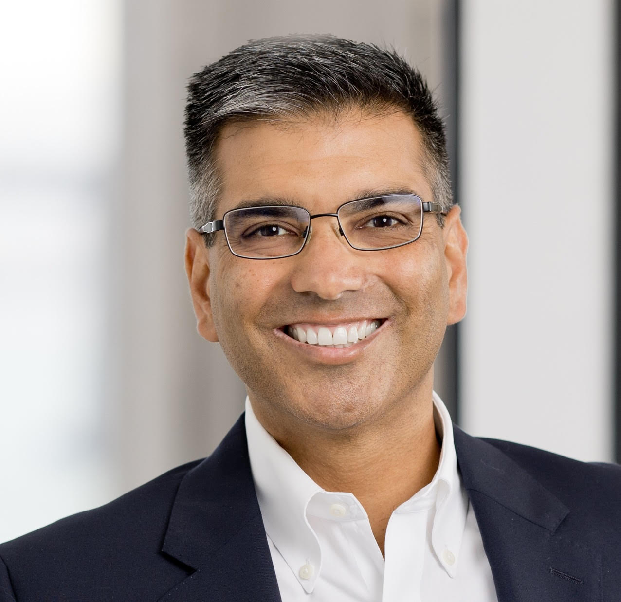 Photo of Shirish Gupta