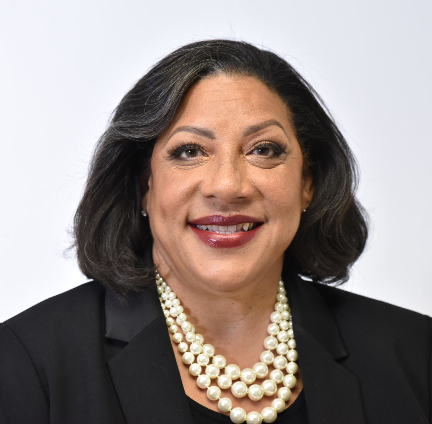 Photo of Aileen Casanave