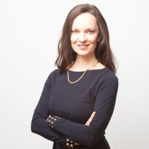 Posed photo of Amy Bann