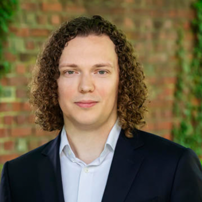 Photo of Peter Henderson